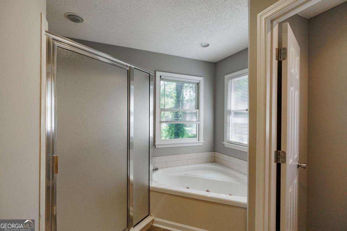 1220 Twelve Oaks Circle Watkinsville - 21