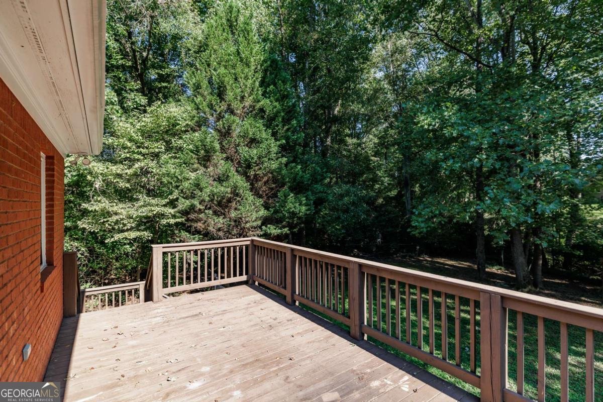 1220 Twelve Oaks Circle Watkinsville - 38