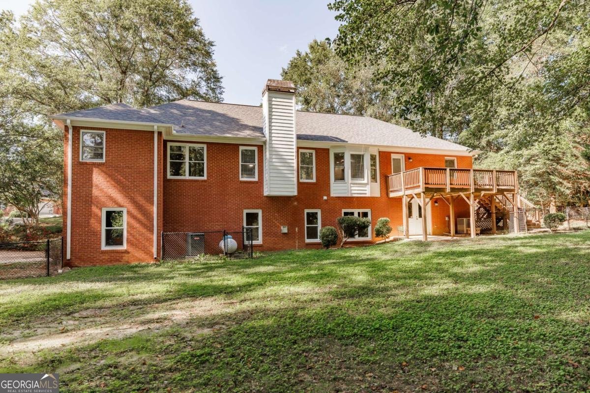 1220 Twelve Oaks Circle Watkinsville - 44