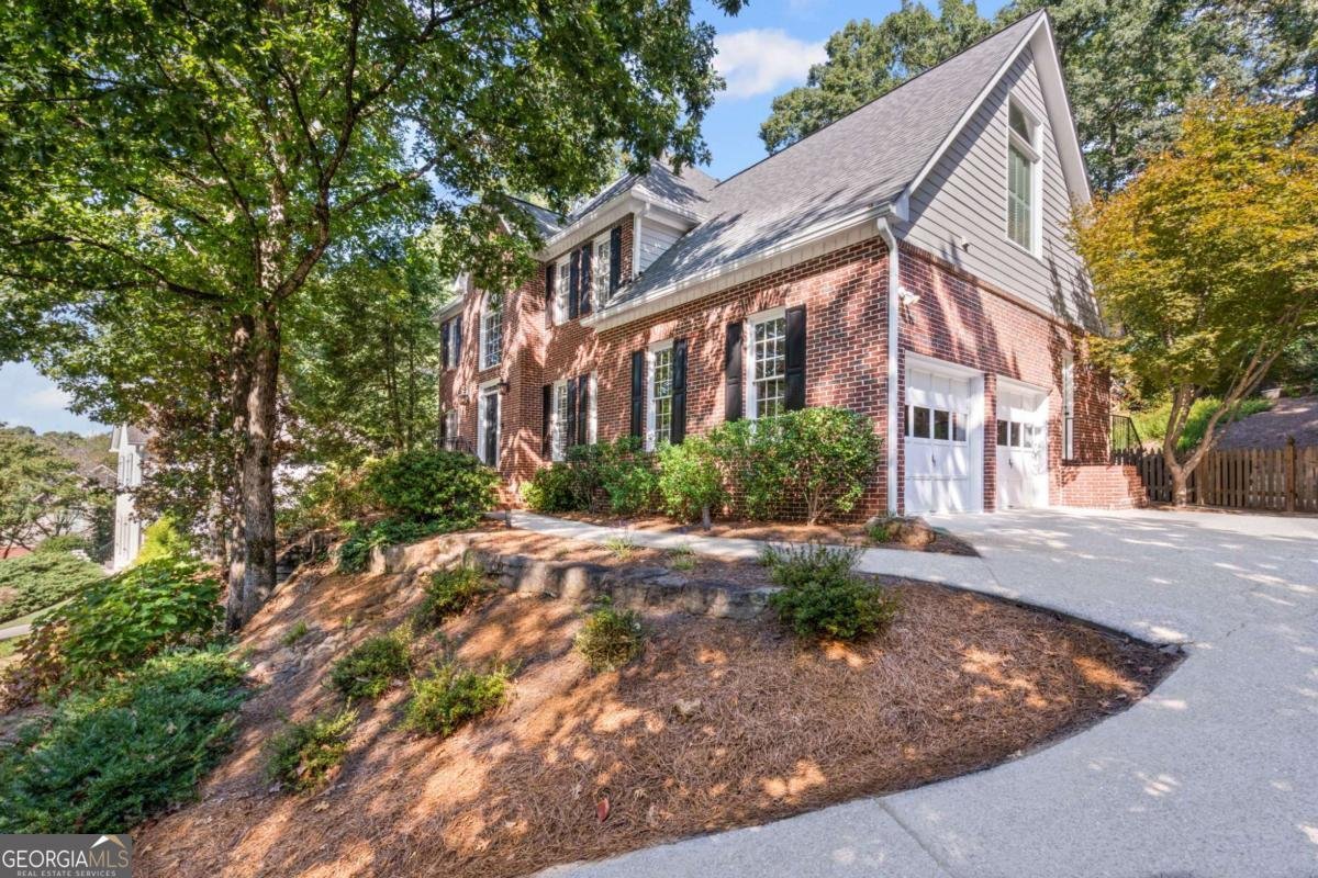 740 Dunscore Court Roswell - 3