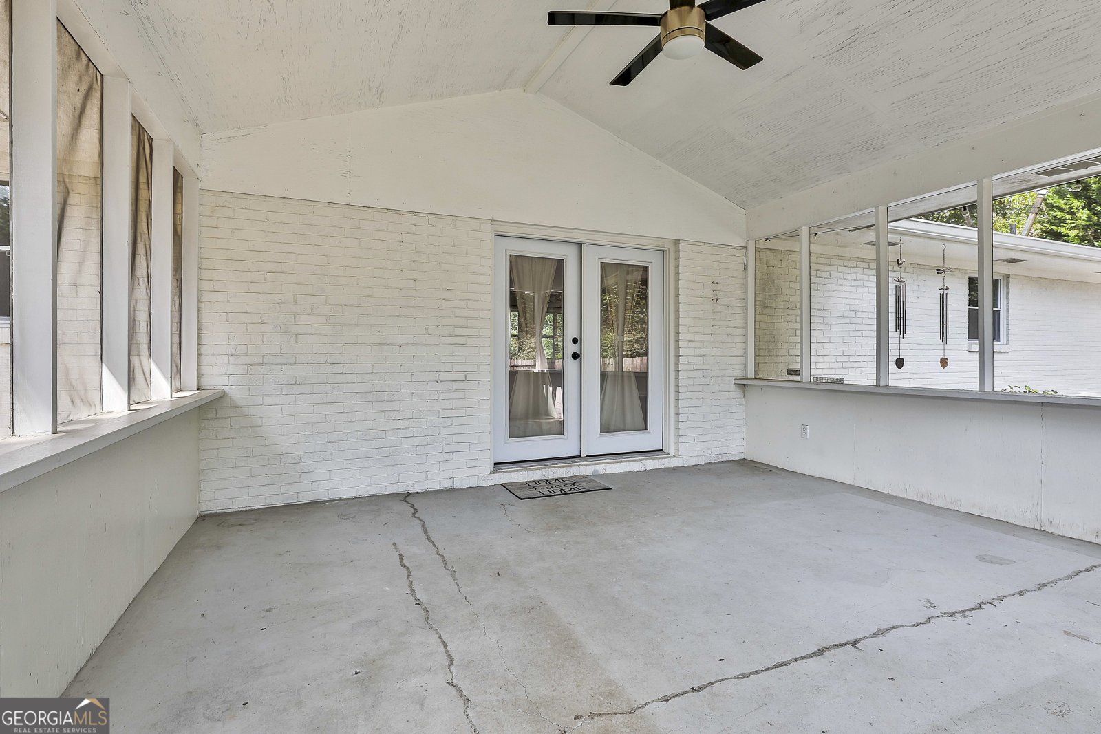160 Winona Drive Fayetteville - 32