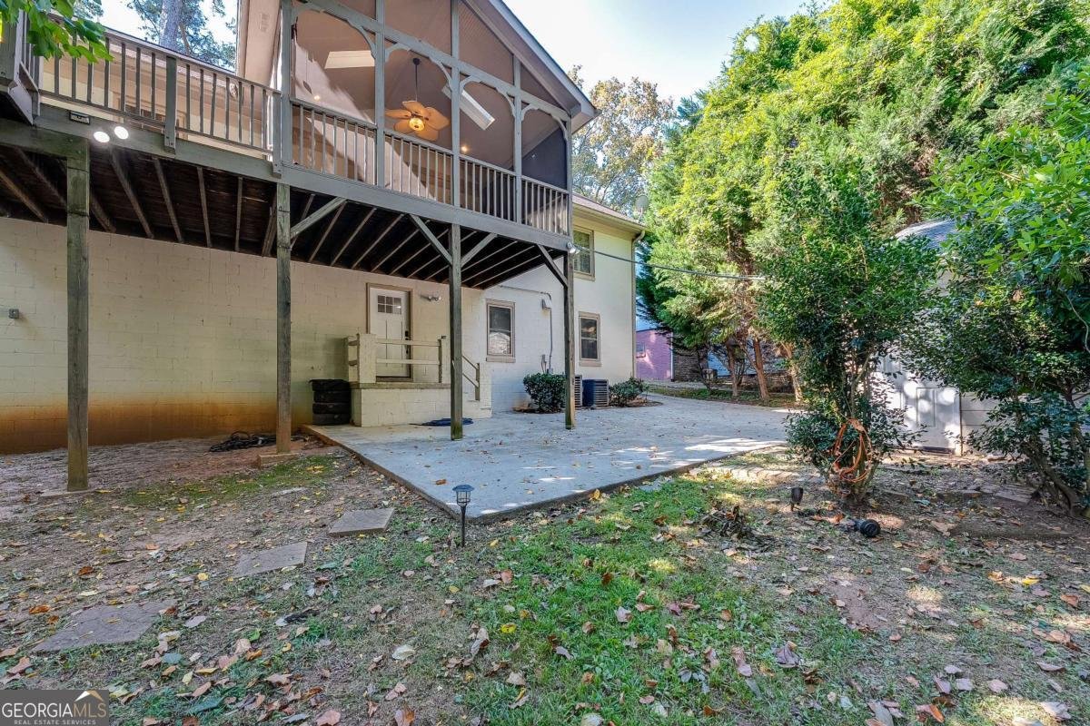 2083 Rugby Avenue College Park - 2