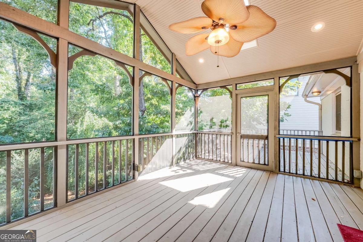 2083 Rugby Avenue College Park - 27