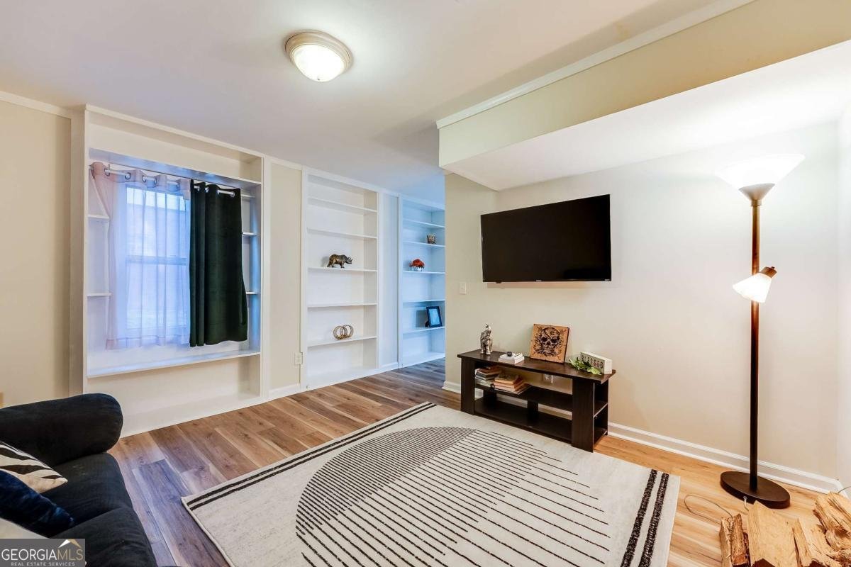 2083 Rugby Avenue College Park - 40