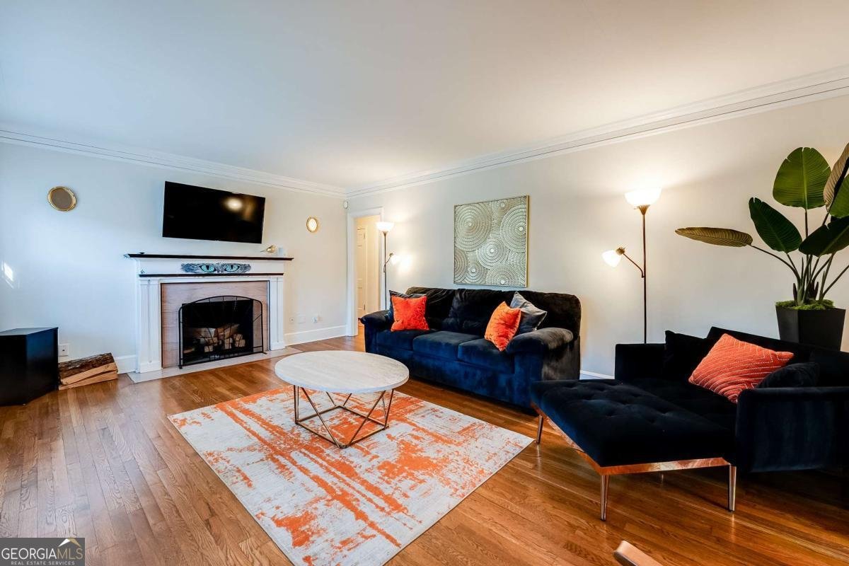 2083 Rugby Avenue College Park - 6