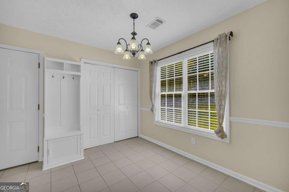 4010 Grove Trail Loganville - 11