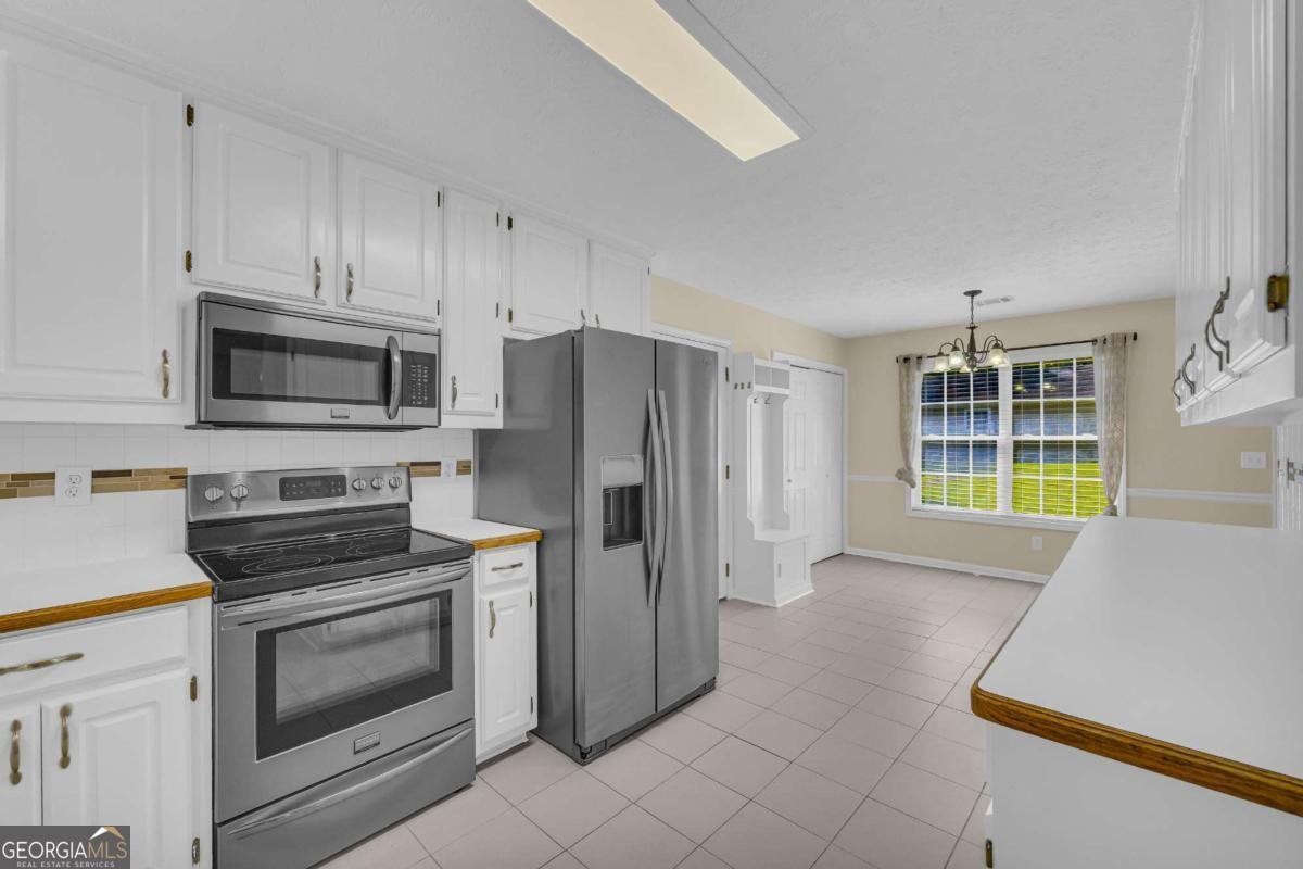 4010 Grove Trail Loganville - 17