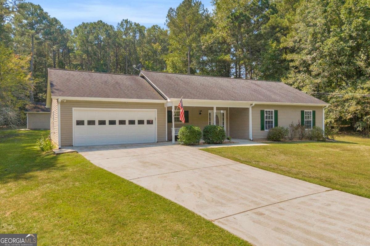 4010 Grove Trail Loganville - 2