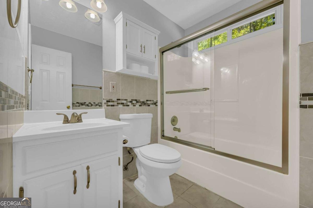 4010 Grove Trail Loganville - 31