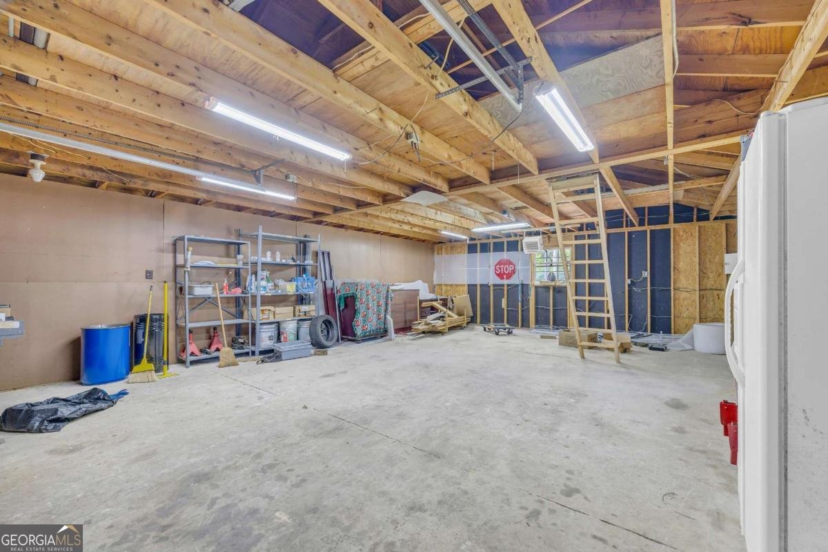 4010 Grove Trail Loganville - 36