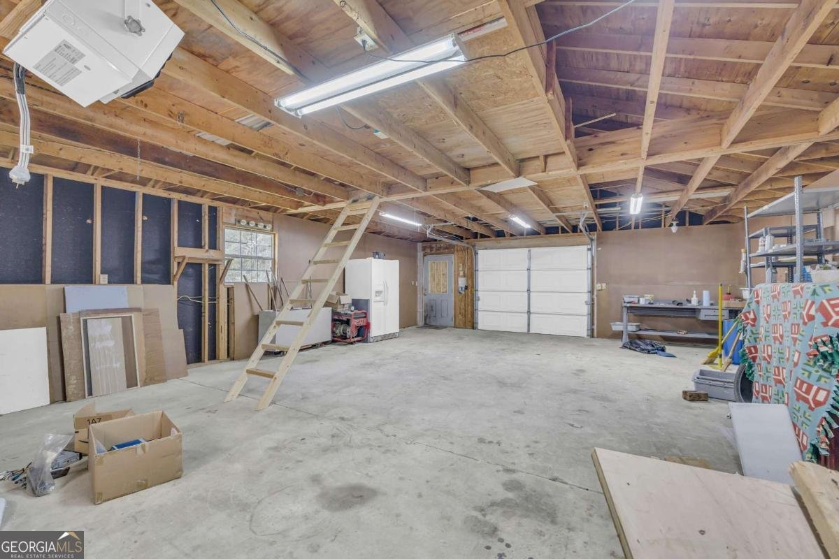 4010 Grove Trail Loganville - 37