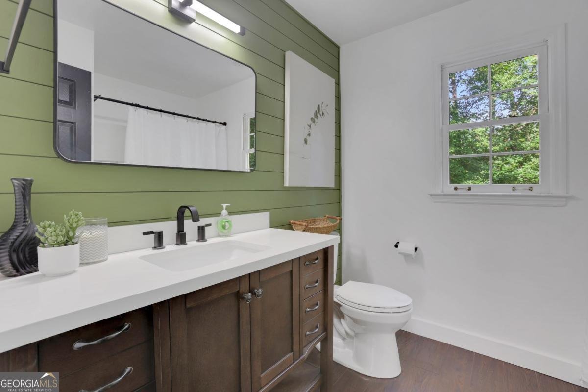 1307 Cobblestone Lane Woodstock - 3