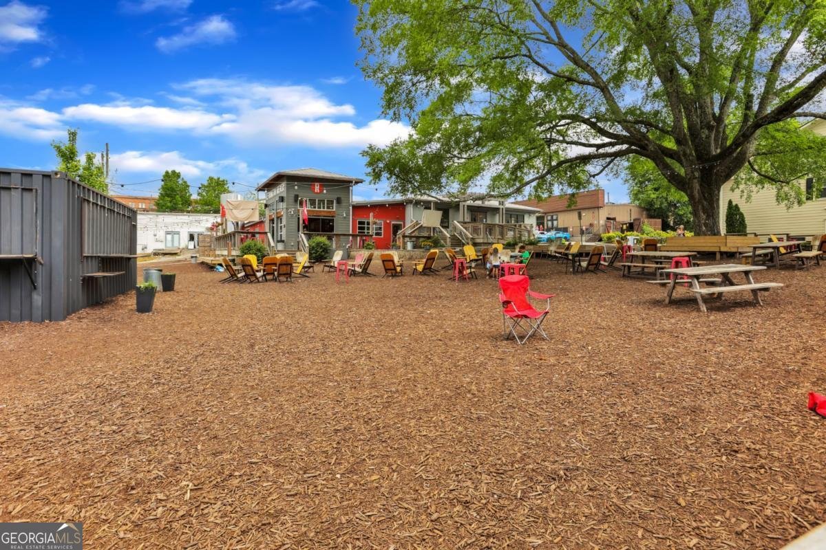 1307 Cobblestone Lane Woodstock - 37