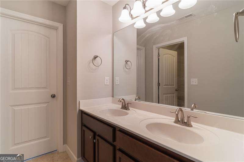 210 Birchin Drive Woodstock - 22