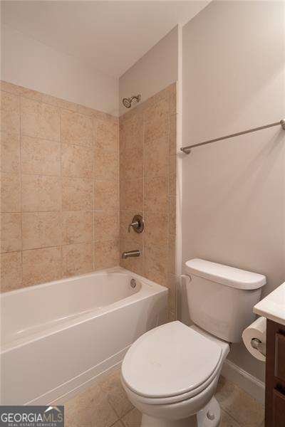 210 Birchin Drive Woodstock - 32