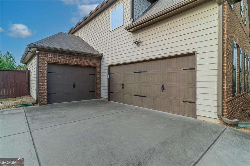210 Birchin Drive Woodstock - 37