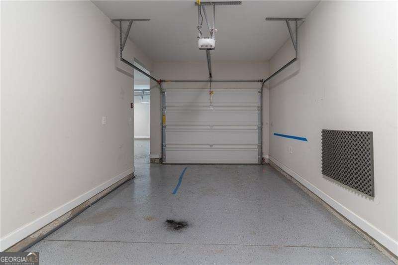 210 Birchin Drive Woodstock - 39
