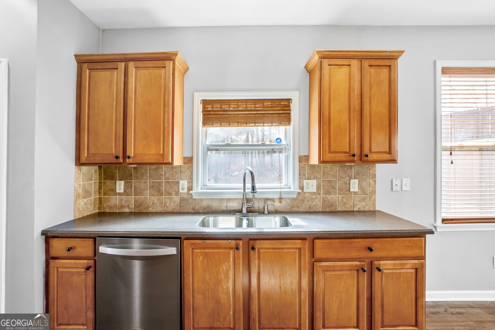 6498 Stonelake Place Atlanta - 6