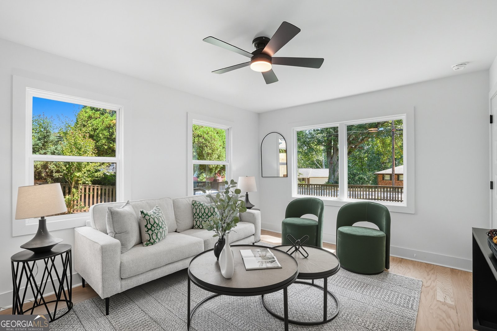 2201 Edgemore Drive Atlanta - 21