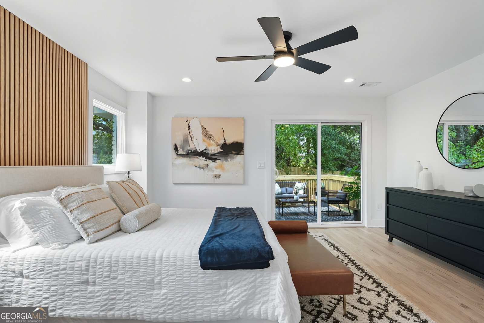 2201 Edgemore Drive Atlanta - 25