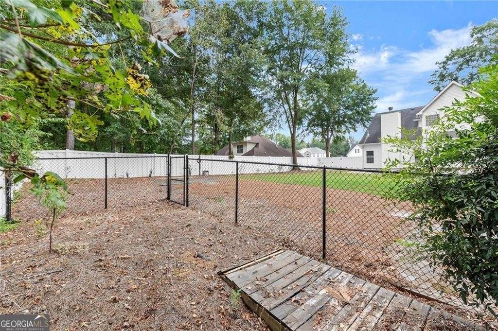 277 Edison Drive Stockbridge - 38