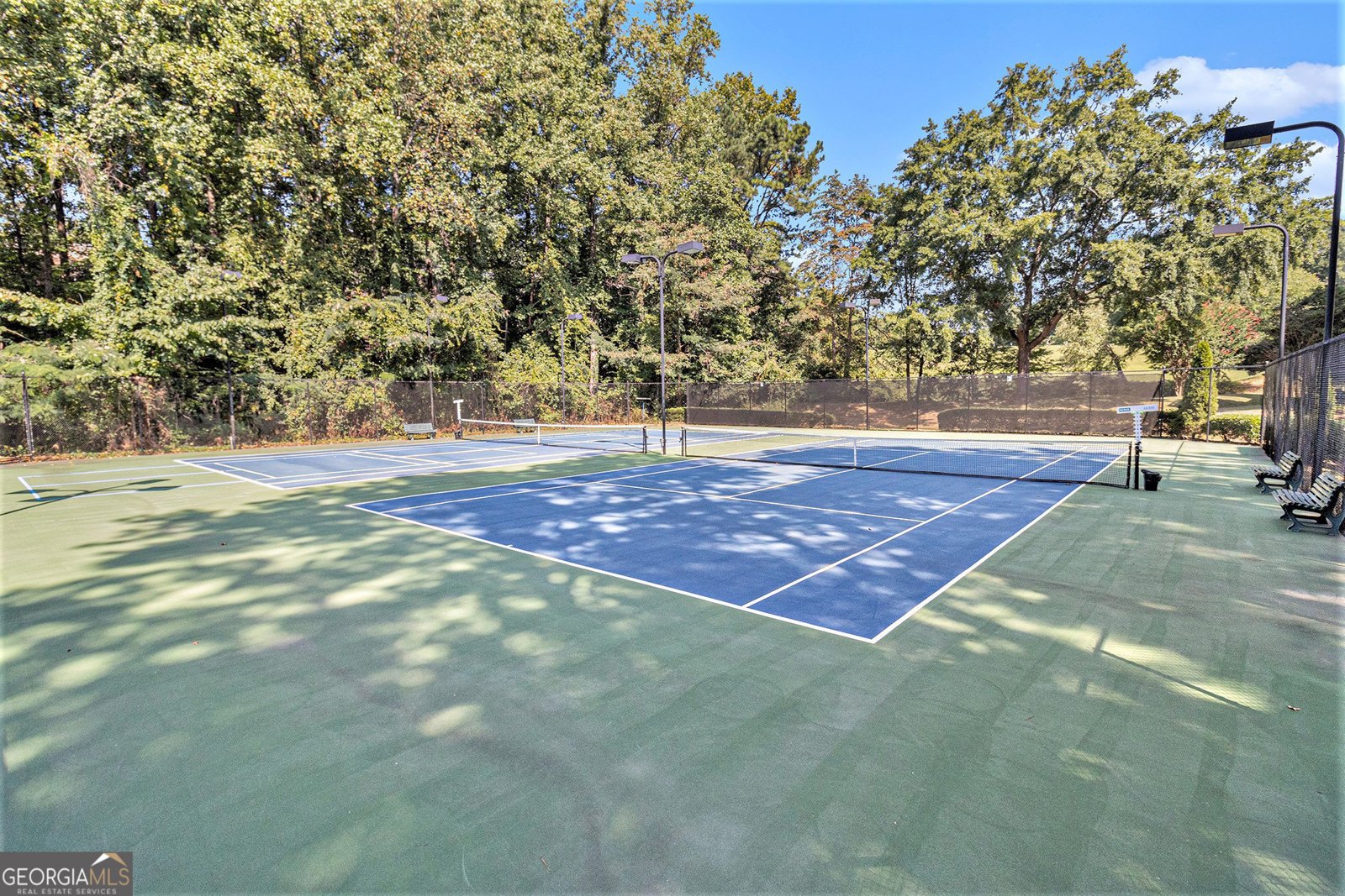 915 Garden Court Sandy Springs - 16