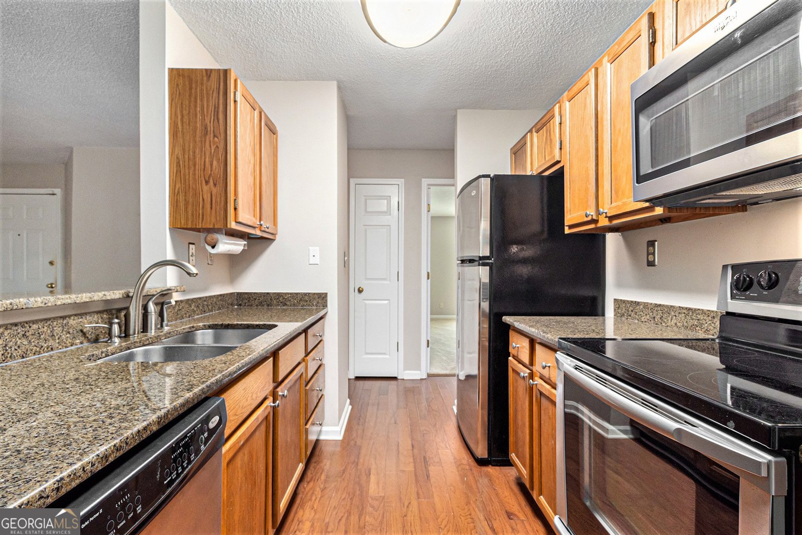 915 Garden Court Sandy Springs - 7