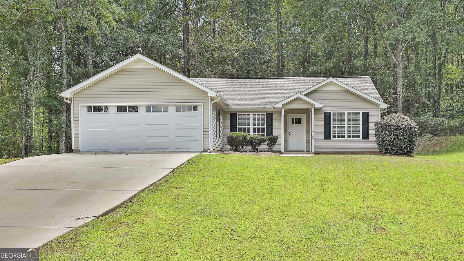 20 Beaver Court Newnan - 1