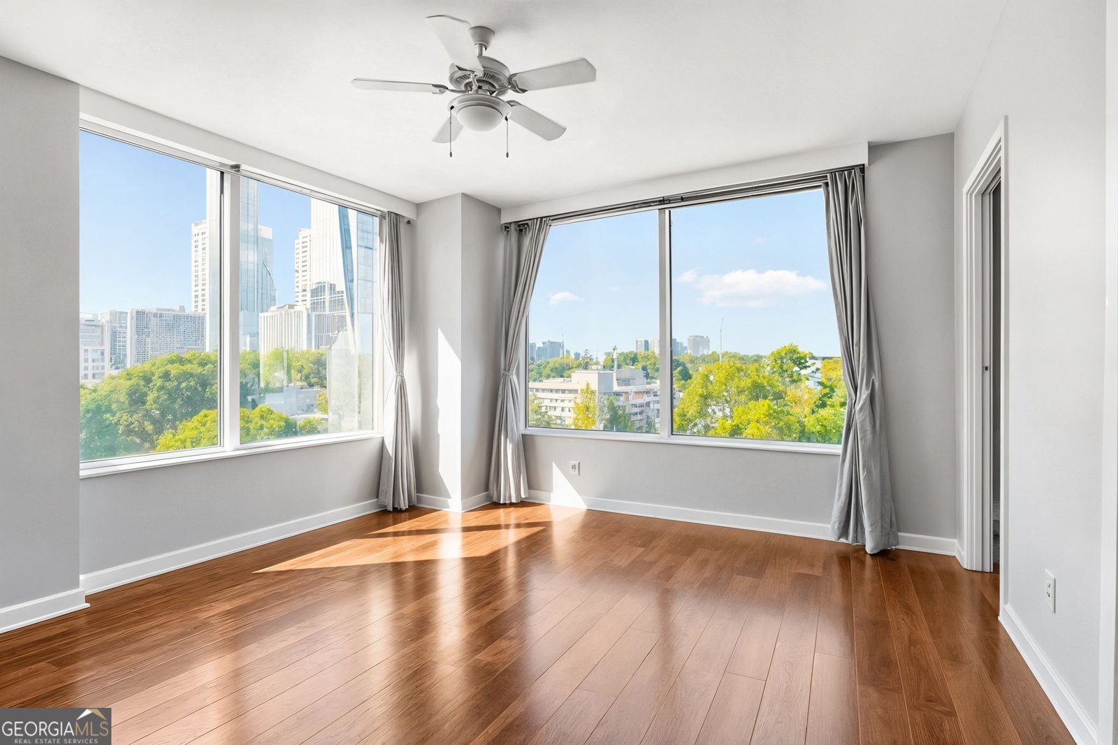 3338 PEACHTREE Road Atlanta - 15