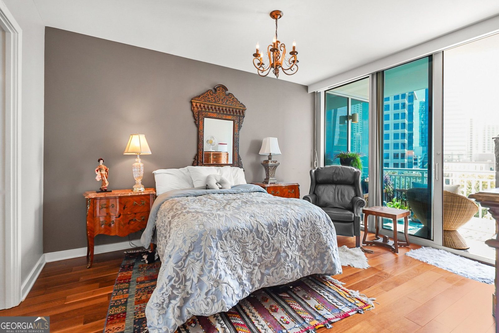 3338 PEACHTREE Road Atlanta - 20
