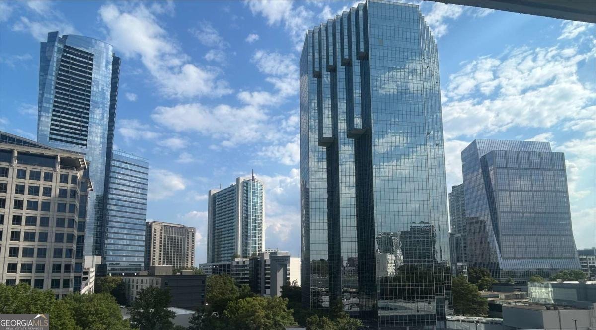 3338 PEACHTREE Road Atlanta - 22