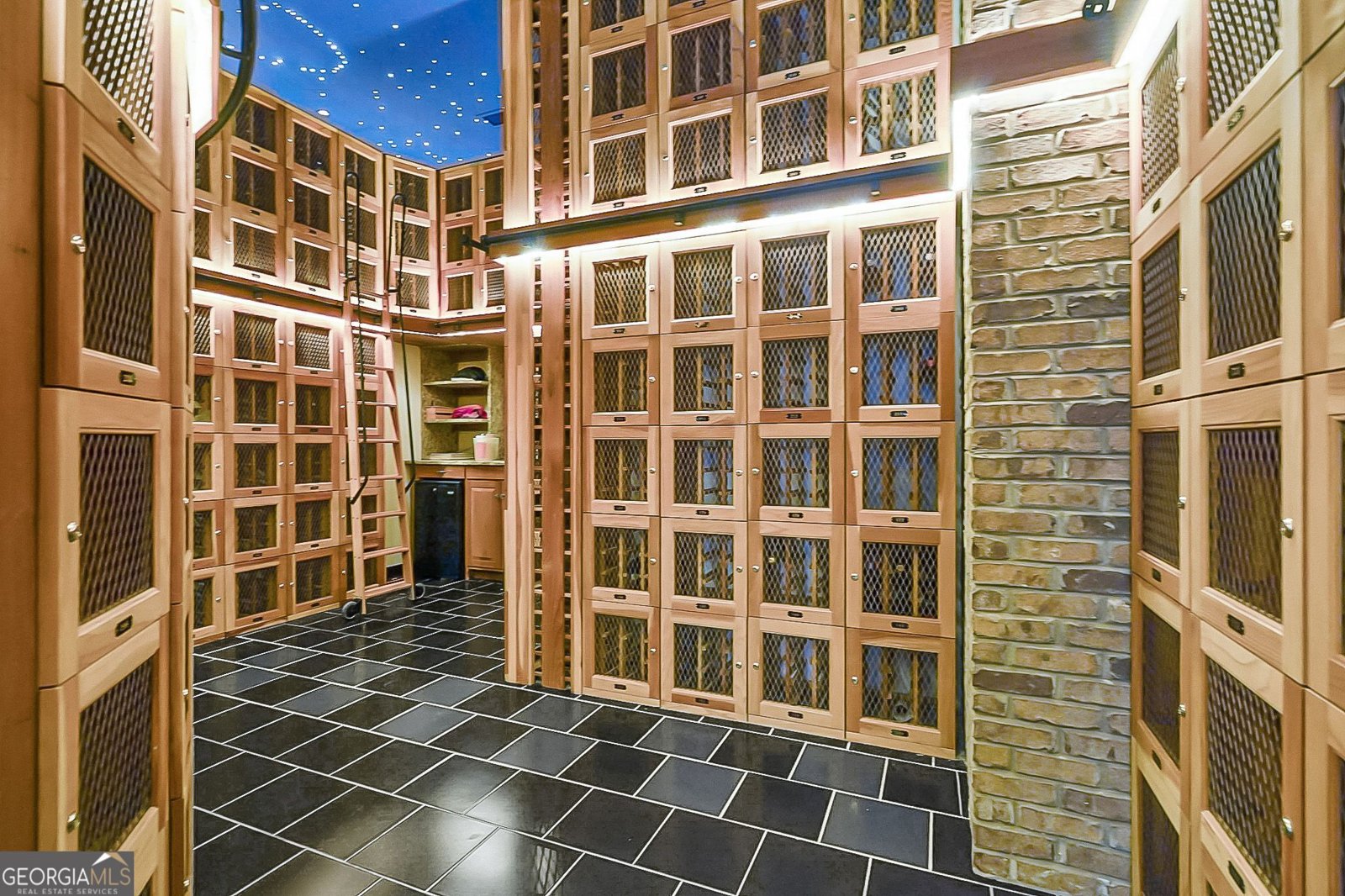 3338 PEACHTREE Road Atlanta - 29