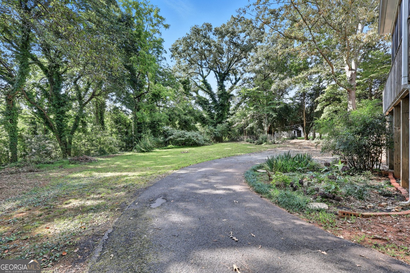 329 Morrison Moore Parkway Dahlonega - 32