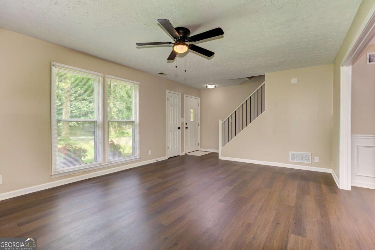 2408 Red Fox Run Acworth - 10