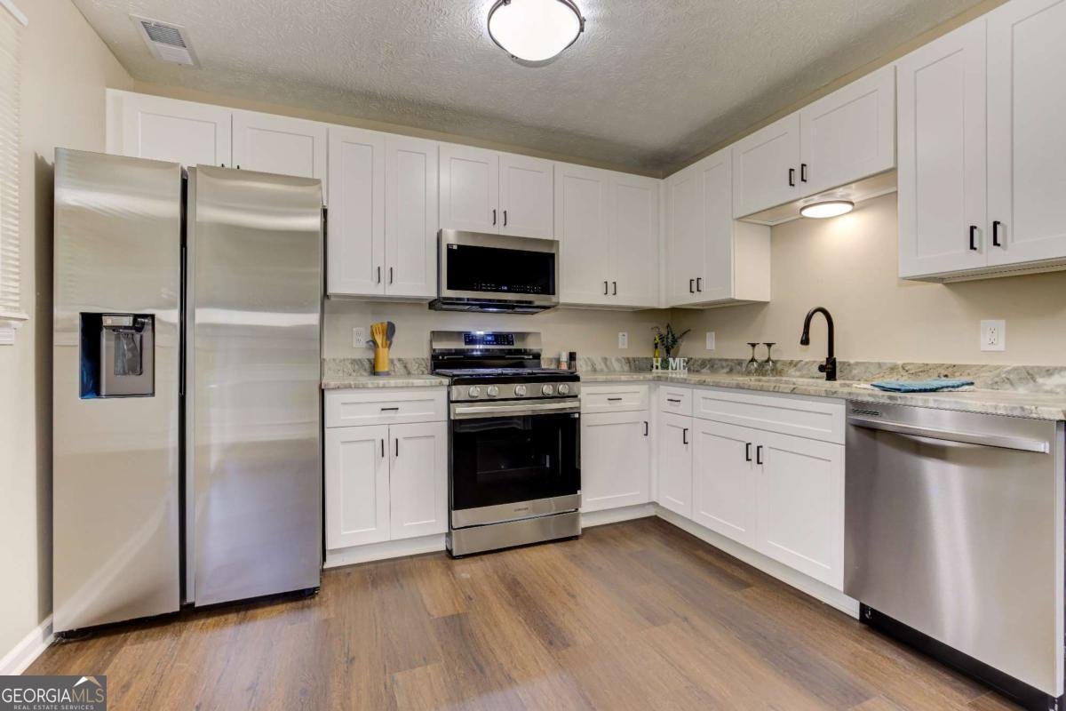 2408 Red Fox Run Acworth - 16