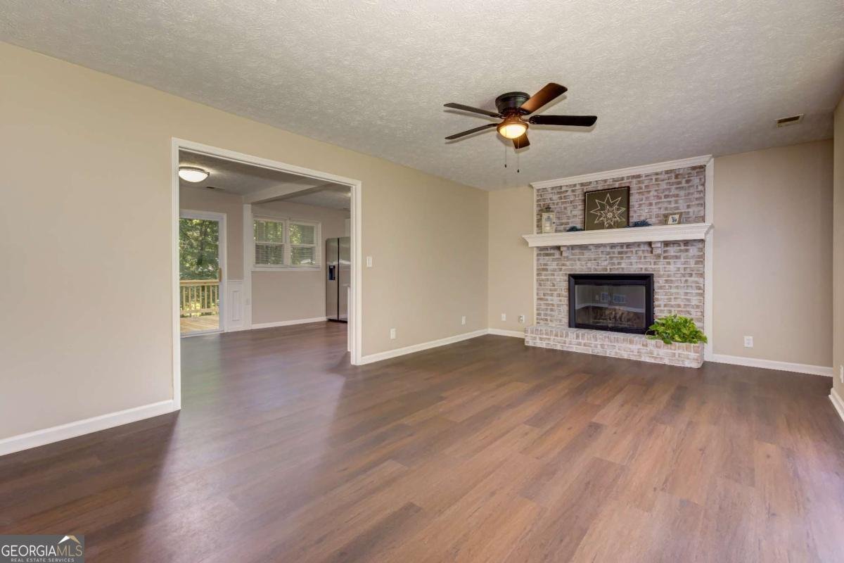 2408 Red Fox Run Acworth - 5