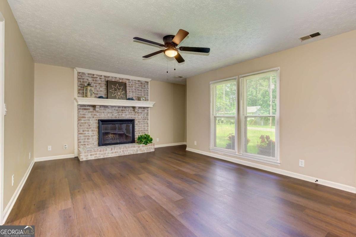 2408 Red Fox Run Acworth - 8