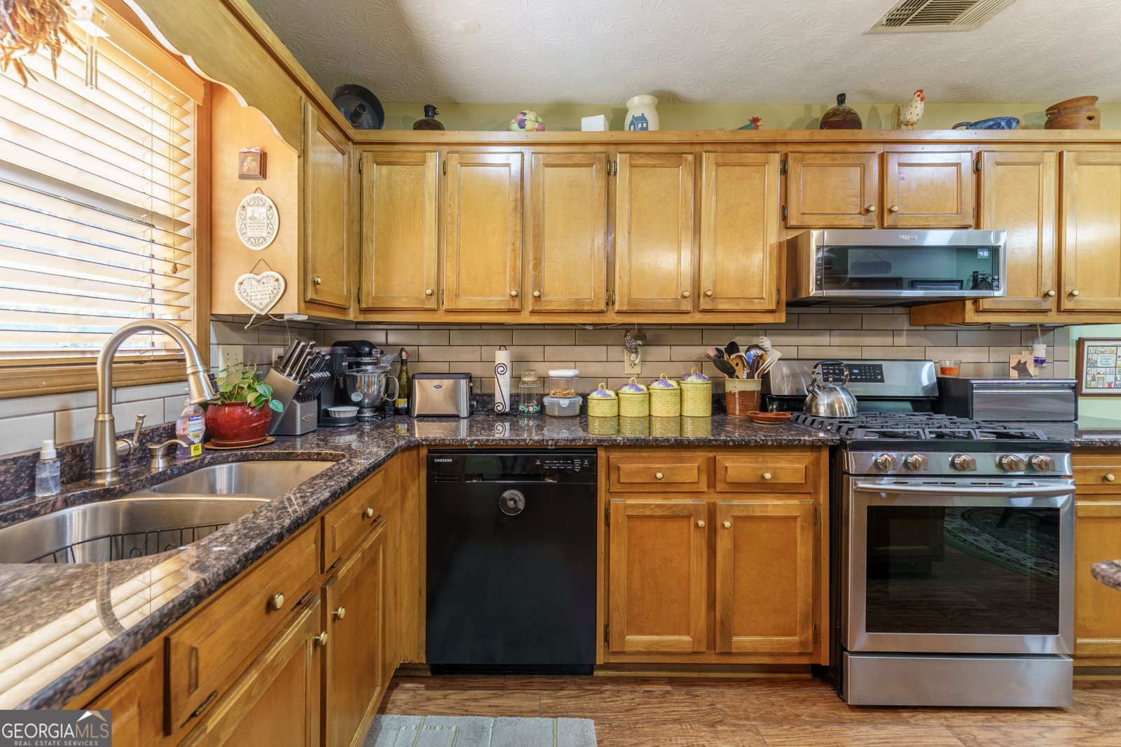 644 Hickory Nobb Sugar Hill - 10