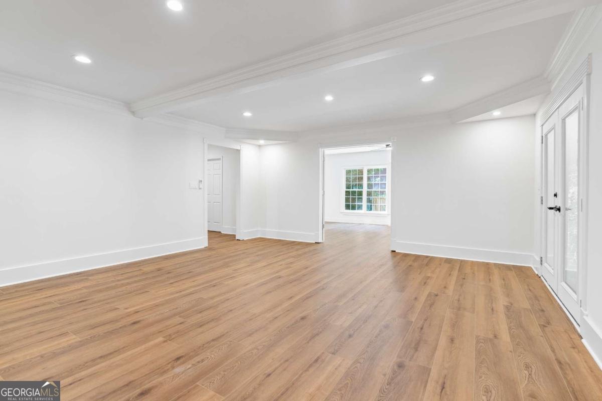 12180 Lonsdale Lane Roswell - 27