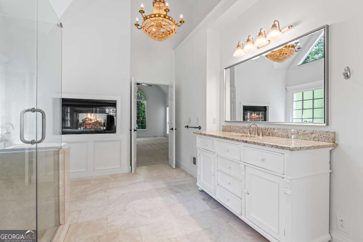 12180 Lonsdale Lane Roswell - 3