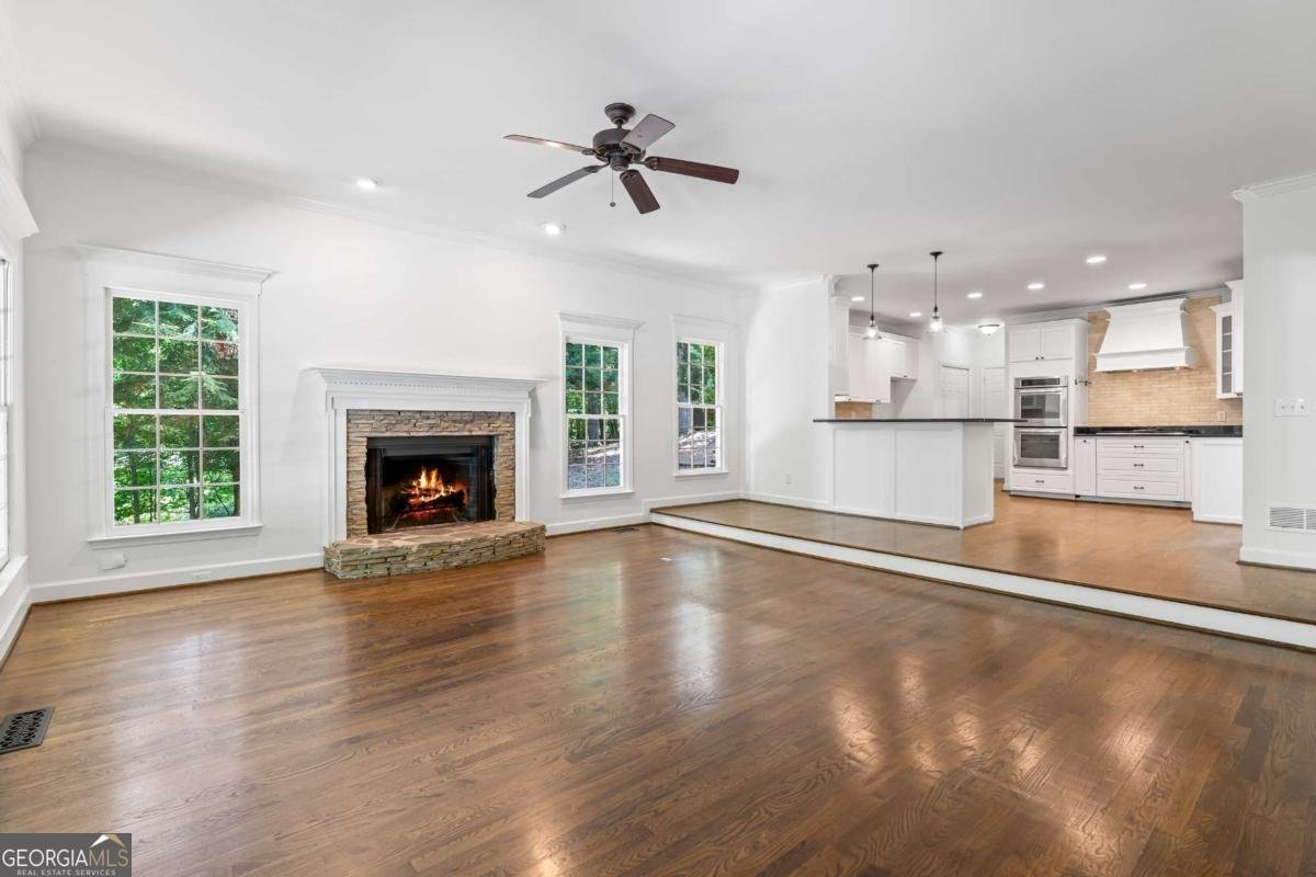 12180 Lonsdale Lane Roswell - 8