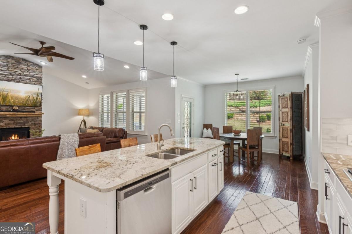 1491 Torrington Drive Auburn - 7
