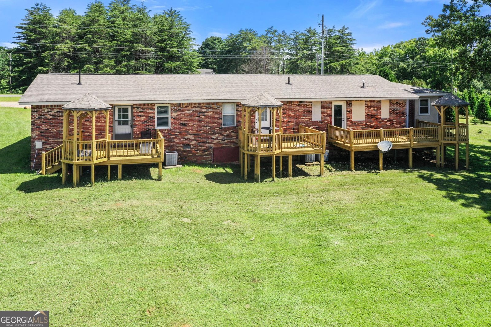 5282 Scenic Heights Manchester - 2