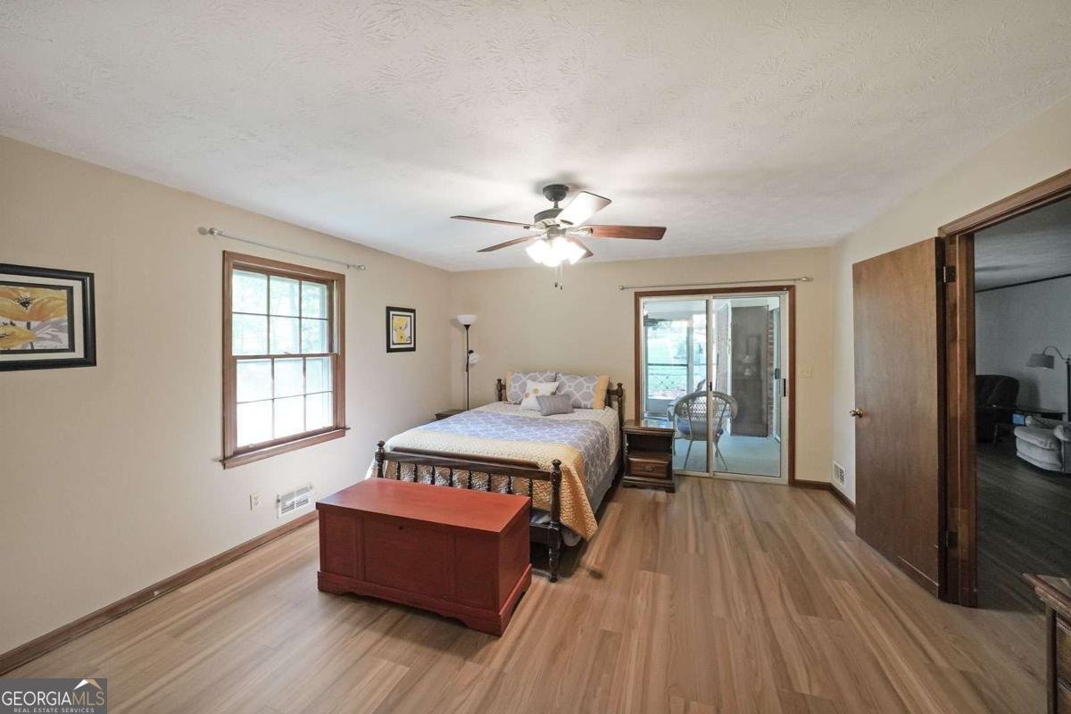 3950 Sherwood Drive Douglasville - 24