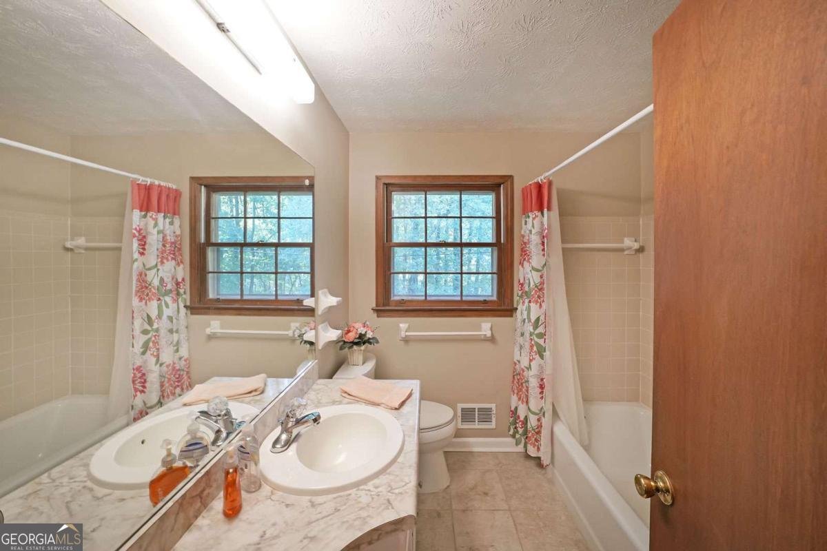 3950 Sherwood Drive Douglasville - 26