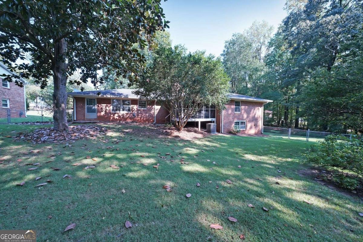 3950 Sherwood Drive Douglasville - 34