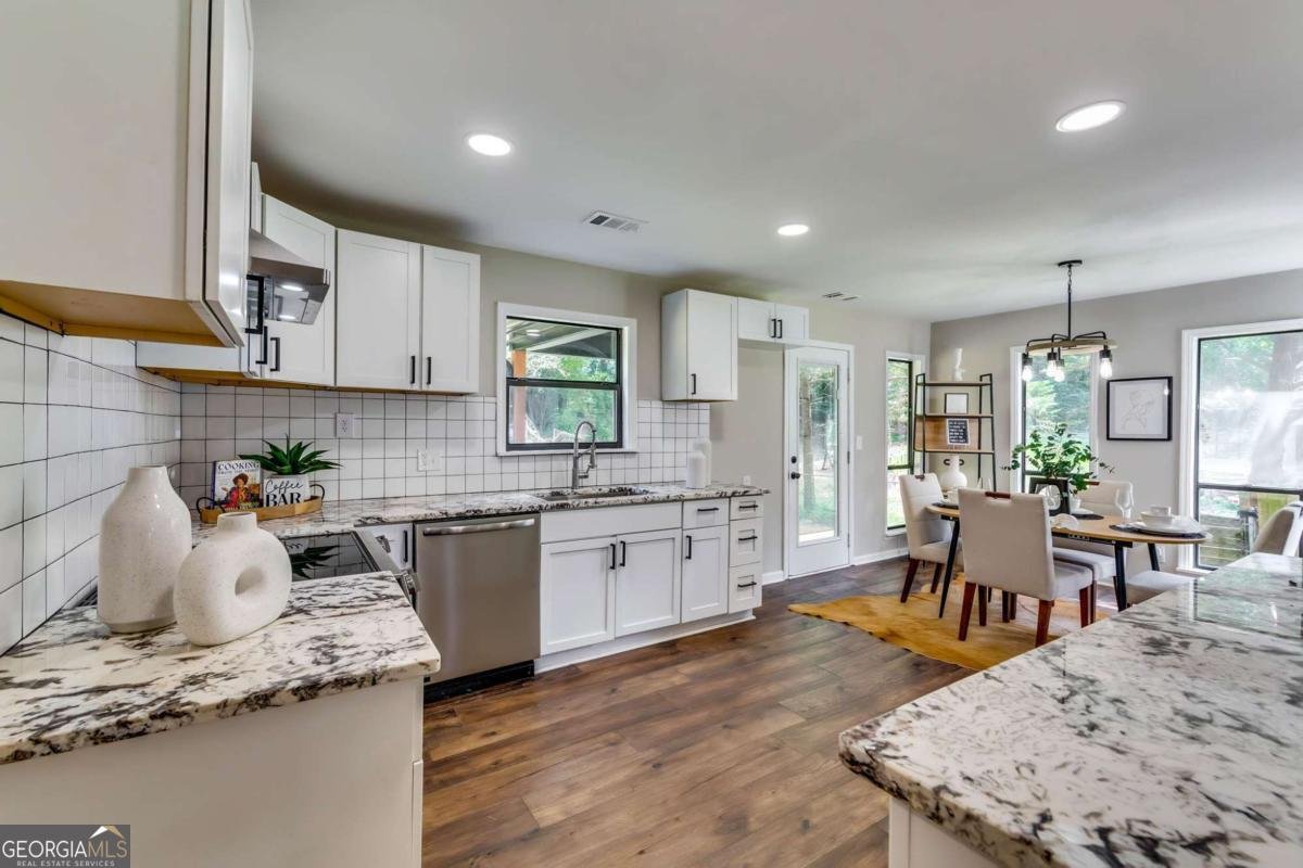 6382 Revena Drive Morrow - 10