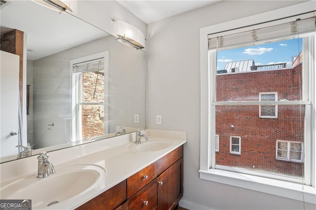 322 Peters Street Atlanta - 23