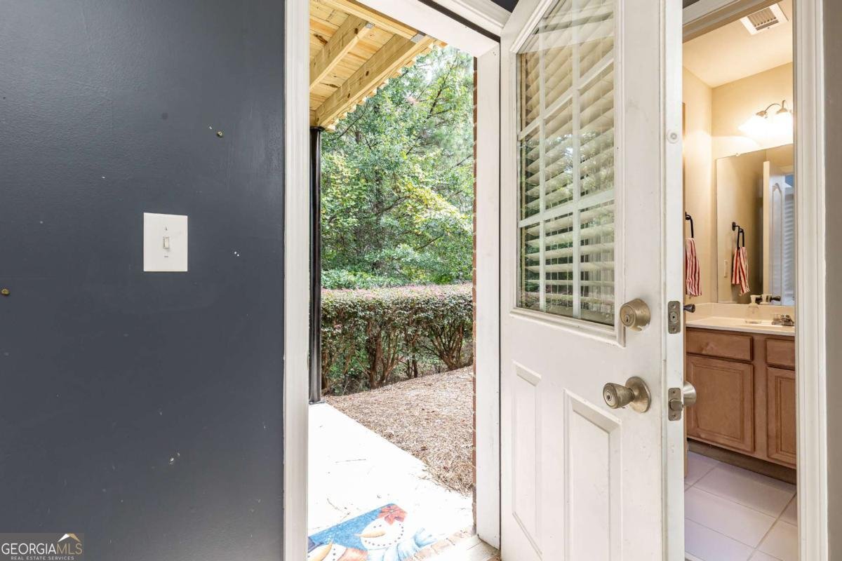 326 Eagle Tiff Drive Sugar Hill - 34