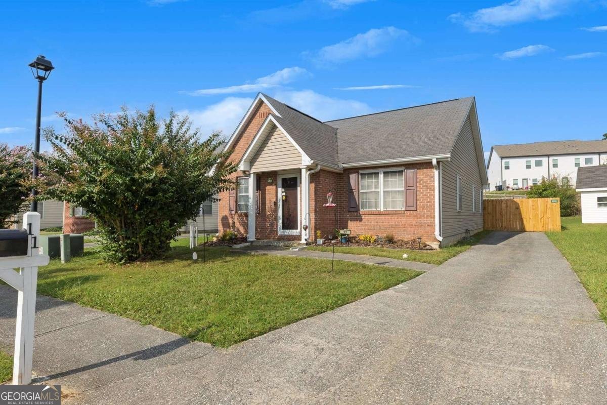 11 Pointe Way Cartersville - 1